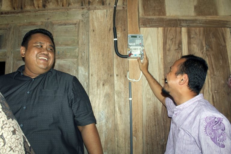 2019, Penerima Bantuan Listrik Gratis untuk Sragen Bertambah
