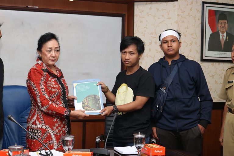 Aliansi Masyarakat Sipil Jateng Wadul Dewan