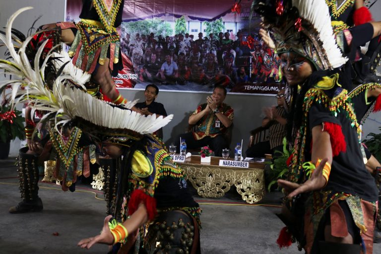 Rukma Bangga Pemuda Temanggung Nguri-uri  Topeng Ireng