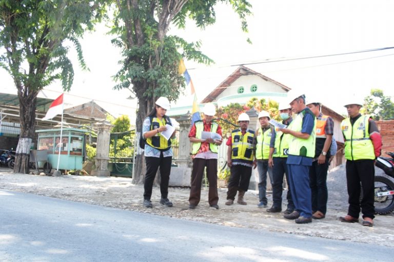 Proyek Jalan Semarang-Godong Dipercepat