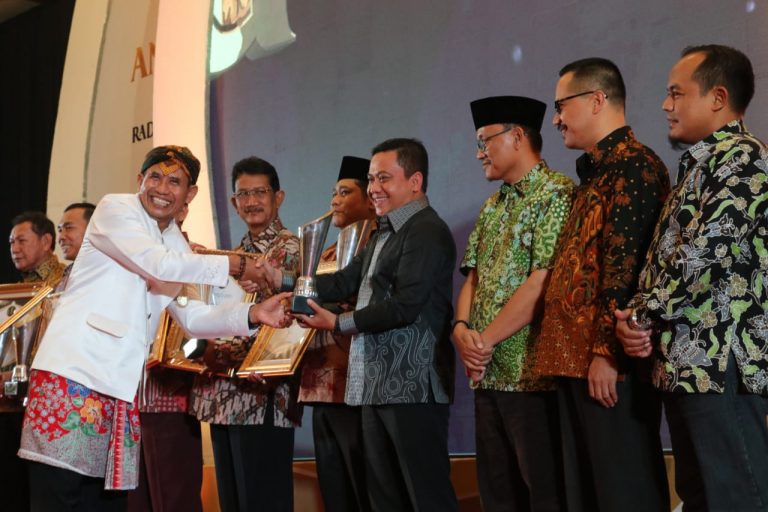 4 Legislator Jateng Raih ‘Anugerah Jawa Pos Radar Semarang 2019’