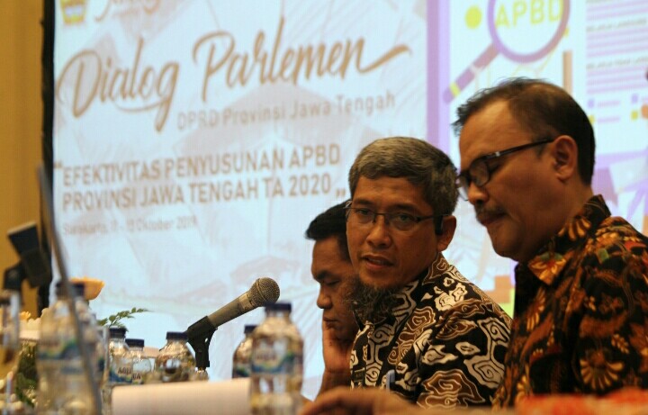 DIALOG PARLEMEN: RAPBD Jateng 2020