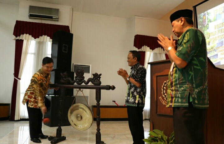 ORIENTASI DPRD JATENG: Pahami Internalisasi Integritas