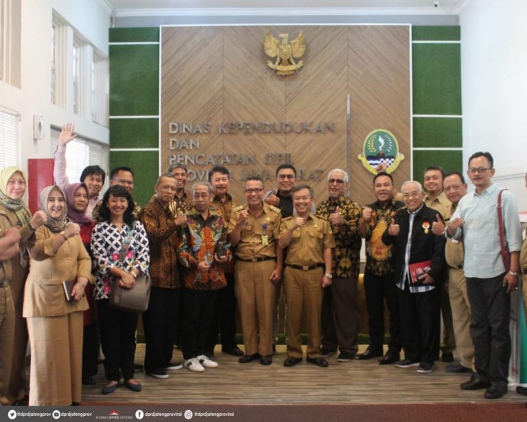 Administrasi Kependudukan Tolok Ukur Pemerintahan
