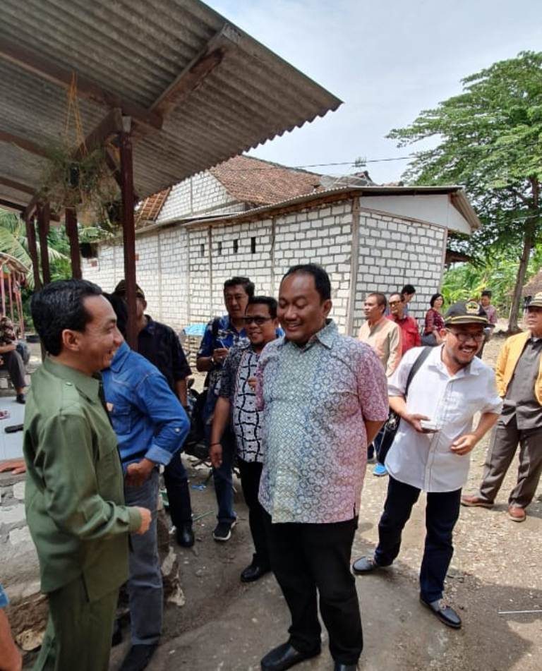 Dipantau, Bantuan Sambungan Listrik Murah di Rembang