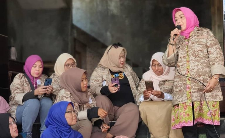 Keluarga-Negara Wajib Lindungi Perempuan & Anak
