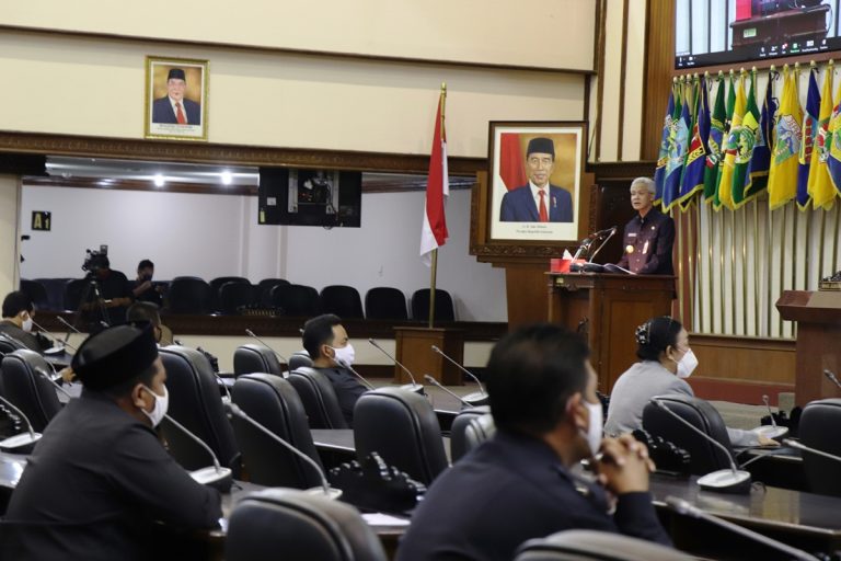 RAPAT PARIPURNA VIRTUAL: Tanggapan Gubernur terhadap Pandangan Umum Fraksi atas Raperda Pertanggungjawaban Pelaksanaan APBD Jateng 2019