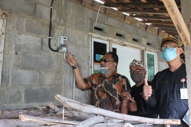 2020, Bansos Sambungan Listrik Murah Terselesaikan