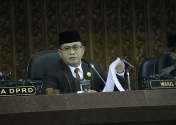 RAPAT PARIPURNA VIRTUAL: Persetujuan 2 Raperda