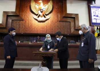 DPRD-Gubernur Sepakati Perubahan RPJMD 2018-2023