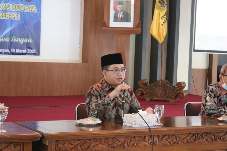 Perkuat Pendidikan Agama dalam Keluarga