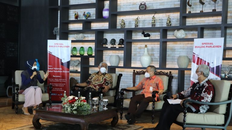 DIALOG PARLEMEN : Vaksinasi Jadi Penyemangat Pemulihan Ekonomi
