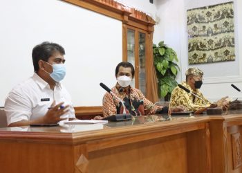 Pansus Diskusi LKPj bersama DPRD Kota Cirebon