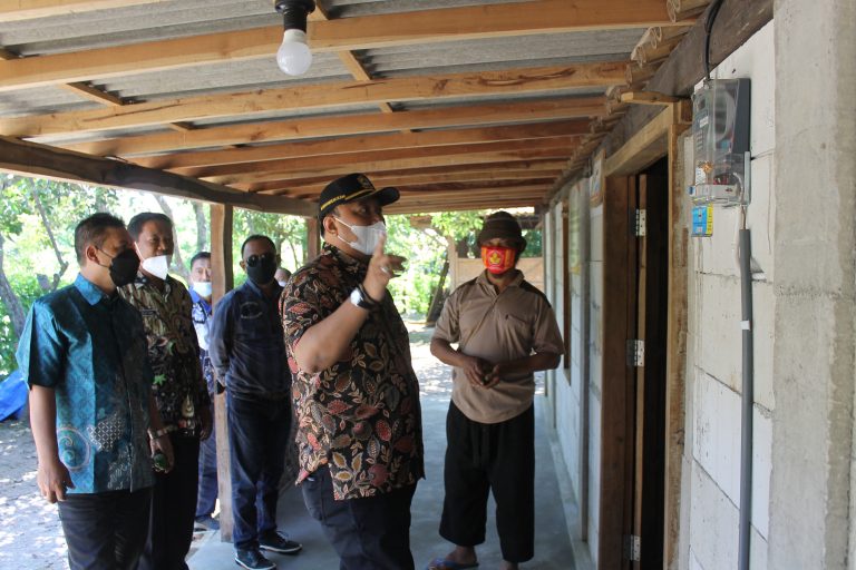 Dapat Bantuan Listrik, Warga Diminta Tetap Hemat