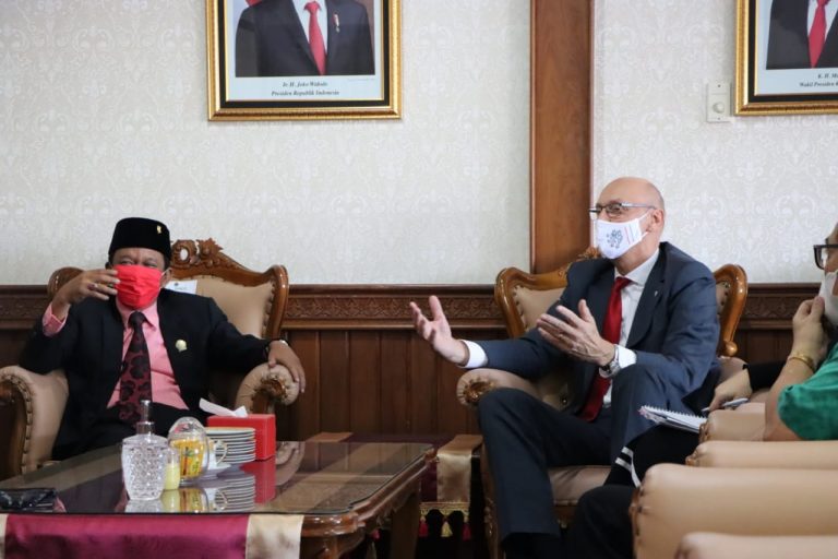 Pimpinan DPRD Apresiasi Kunjungan Duta Besar Republik Ceko