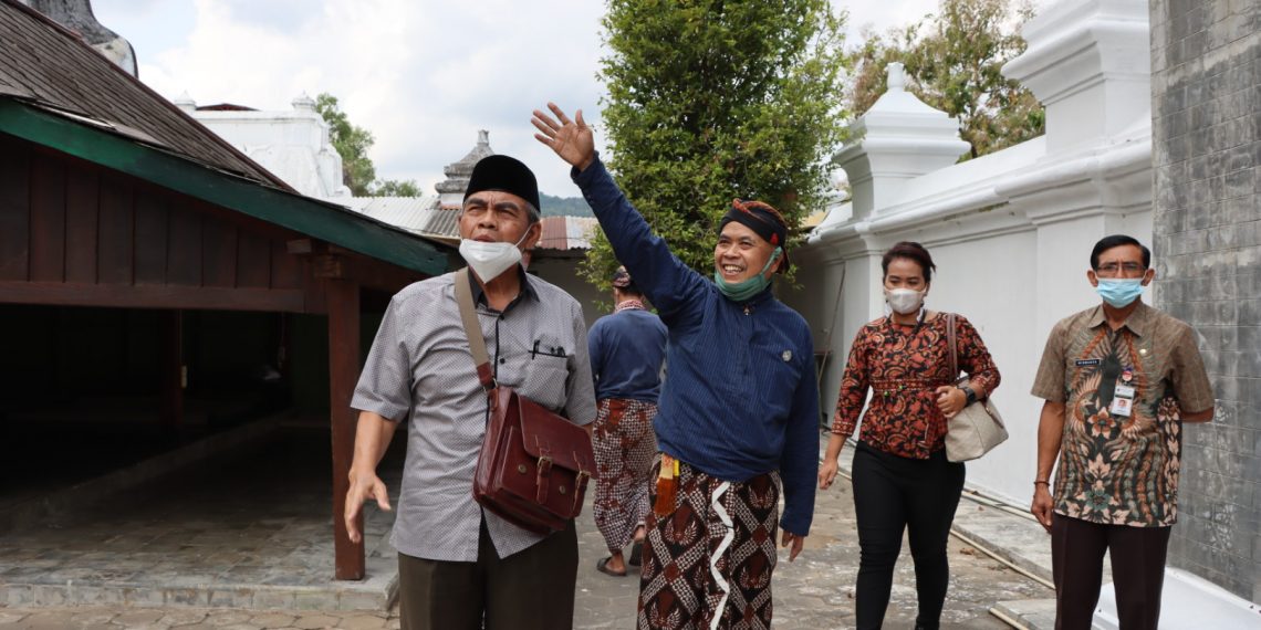 Menarik, Penataan Objek Wisata Religi di Imogiri