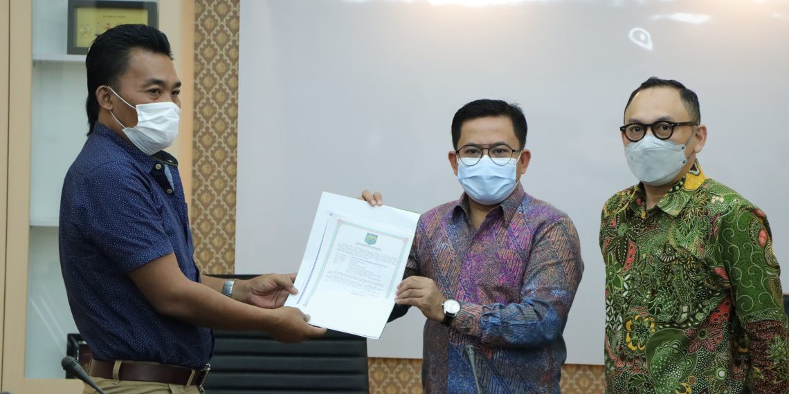 Sukirman Janji Selesaikan Masalah APTI Jateng