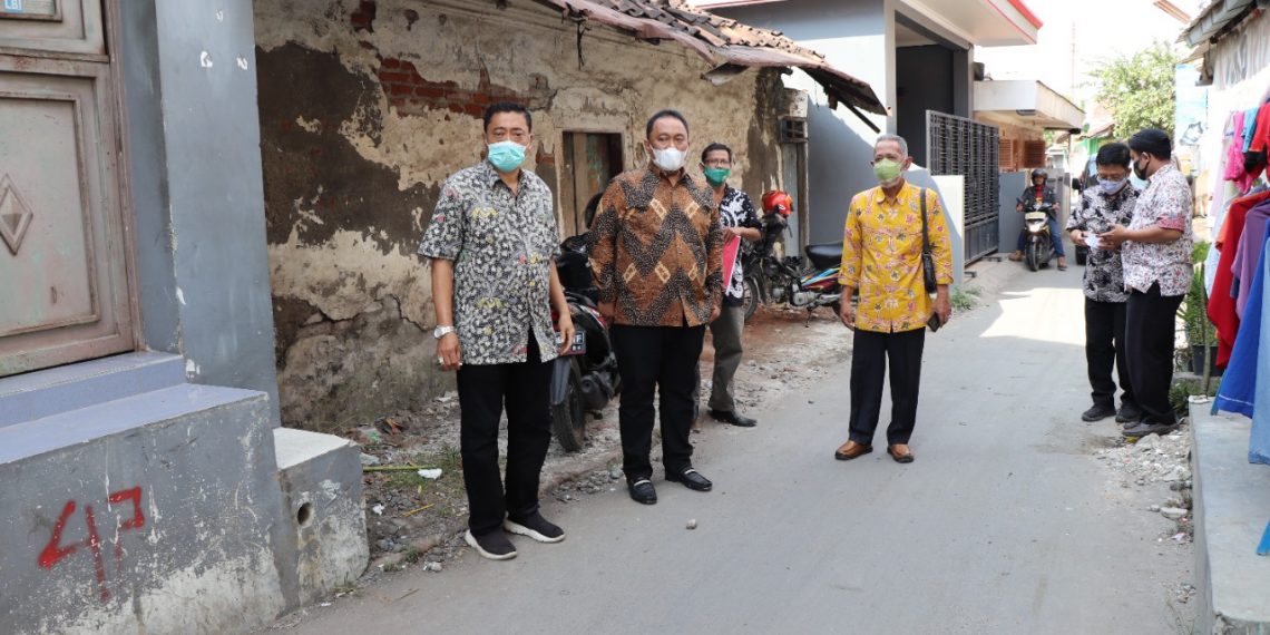 Proyek Jalan Desa di Kabupaten Tegal Dipantau