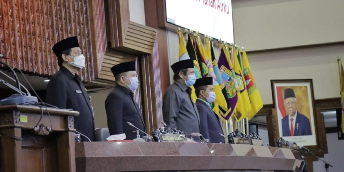 RAPAT PARIPURNA VIRTUAL: Pandangan Umum Fraksi atas Raperda Pertanggungjawaban APBD 2020