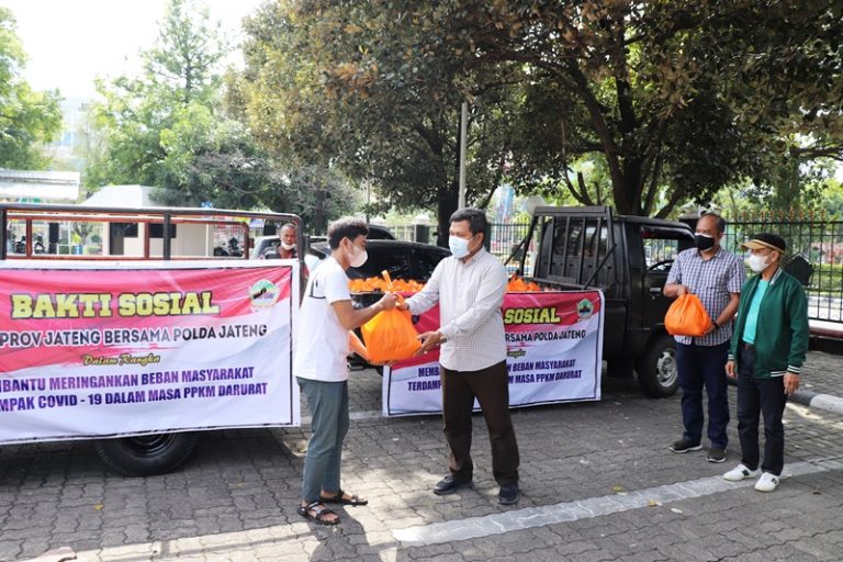 DPRD bersama Polda Jateng Gelar Bakti Sosial