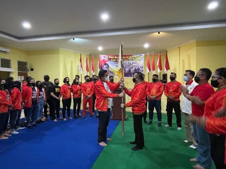 Saleh Lepas 12 Judoka ke PON Papua