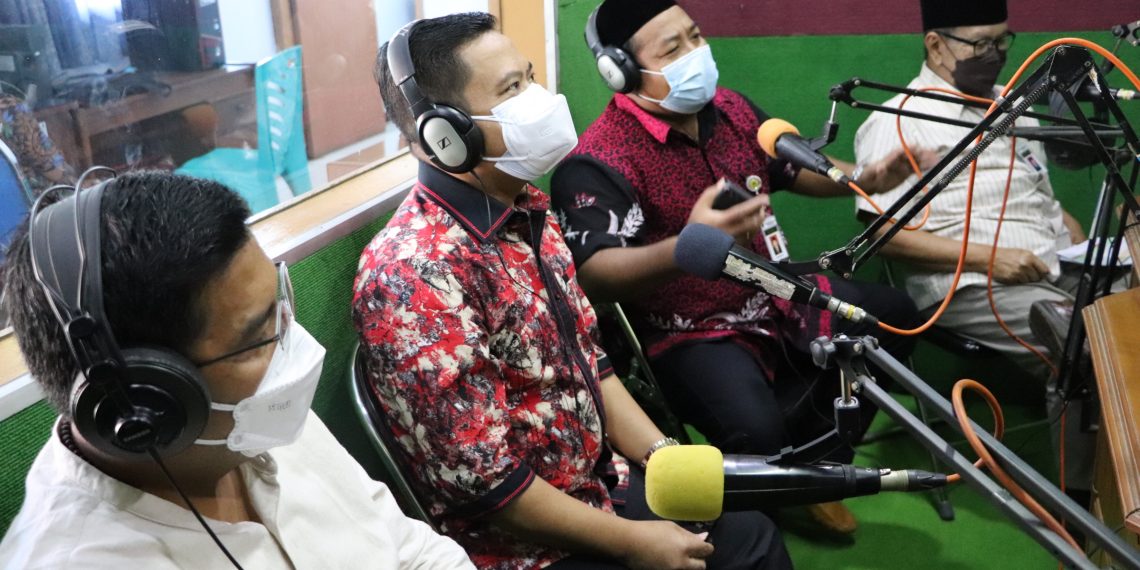 DIALOG RADIO: PPKM Level di Daerah Harus Ditaati