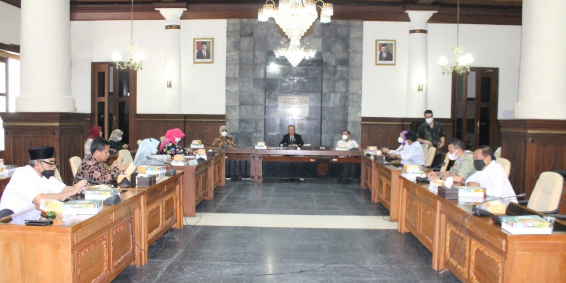 Komisi B Minta Pelaku Usaha Pariwisata Tetap Optimis