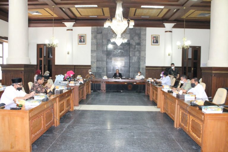 Komisi B Minta Pelaku Usaha Pariwisata Tetap Optimis