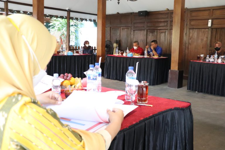 Sosialisasi Hindari Pinjol Ilegal Perlu Digencarkan