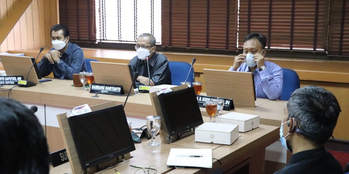 Komisi C & Sekda Diskusikan Komisaris Bank Jateng