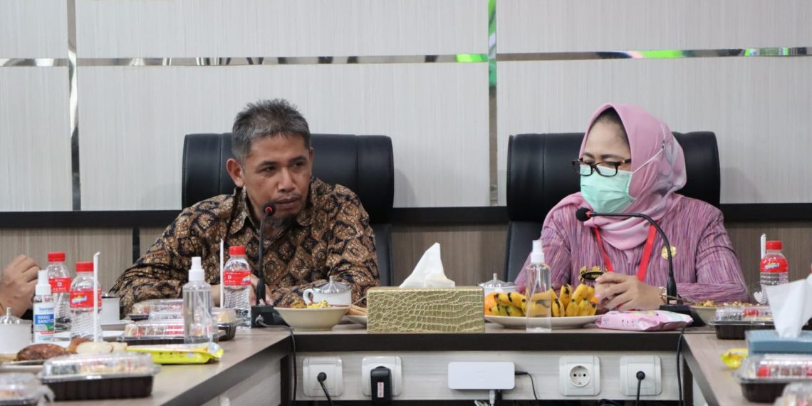 Komisi A Soroti Adminduk Pencatatan Nikah Siri