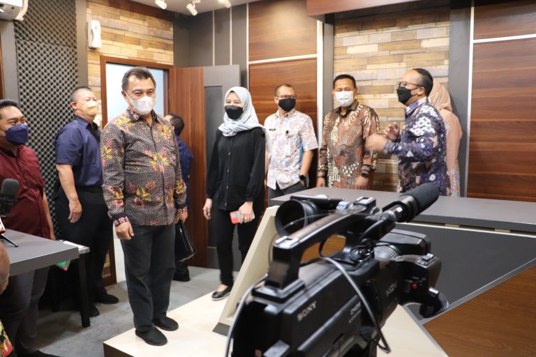 DPRD Jabar Tertarik Pengembangan Program Berlian TV