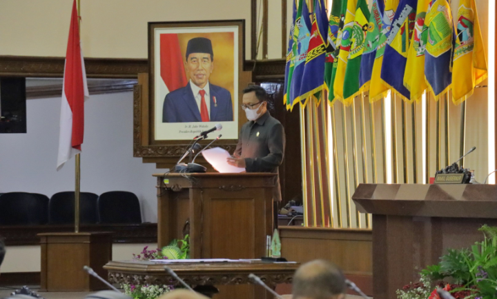 RAPAT PARIPURNA VIRTUAL:Penandatanganan Nota Kesepakatan KUA dan PPAS APBD 2022