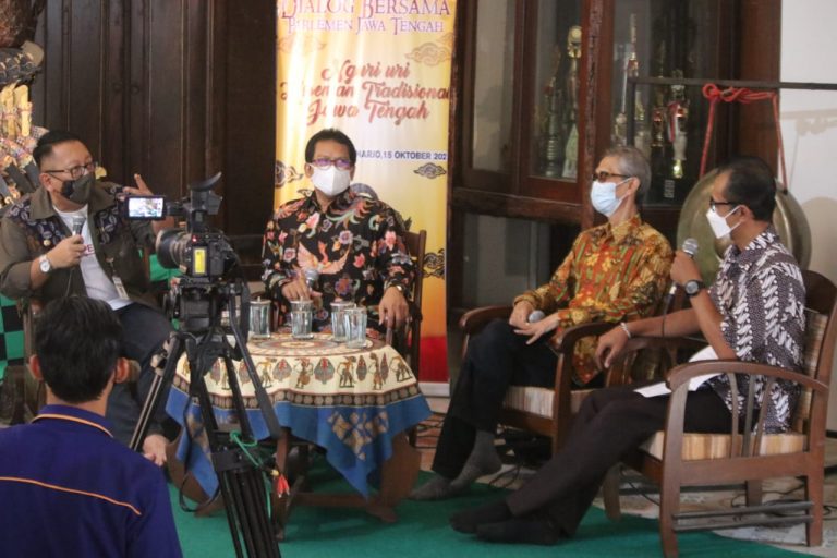 PRIME TOPIC: Terus Nguri-Uri Kesenian Tradisional