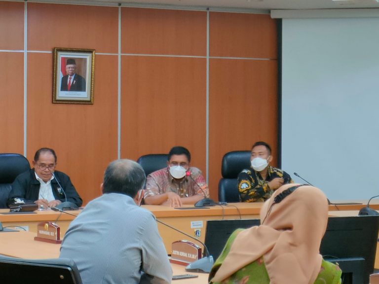 Gali Informasi soal Bankum bersama DPRD DKI