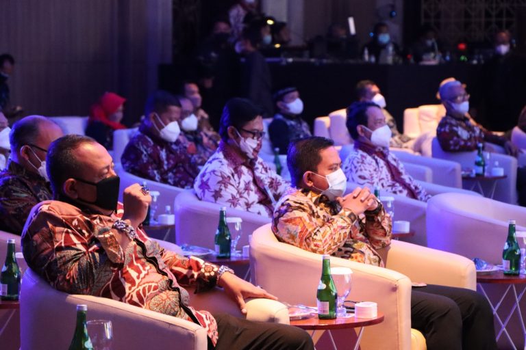 Optimis dan Bangkit Kunci Pemulihan Ekonomi 2022