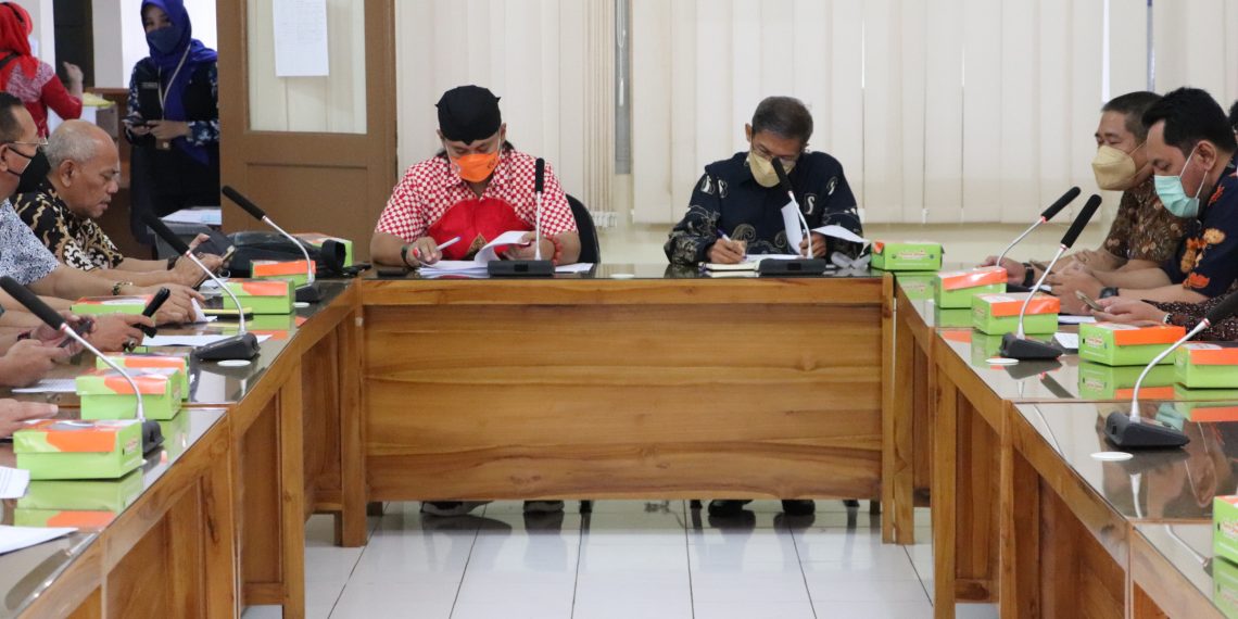 Persoalan Investasi Didiskusikan bersama DPPM DIY