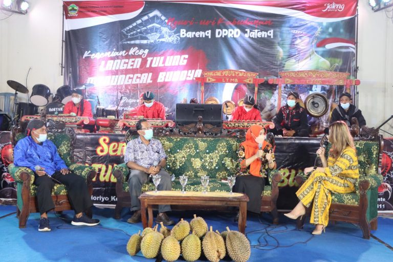 MEDIA TRADISIONAL: Reog Jadi Kekayaan Seni Milik Kabupaten Semarang