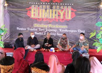 MEDIA TRADISIONAL: Seni Budaya Bumiayu Brebes Harus Terus Dijaga