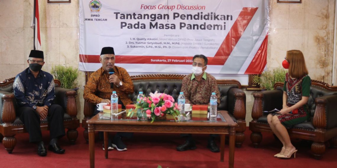 Perlu Sinergi Guru, Orang Tua, & Siswa Hadapi Tantangan Pendidikan