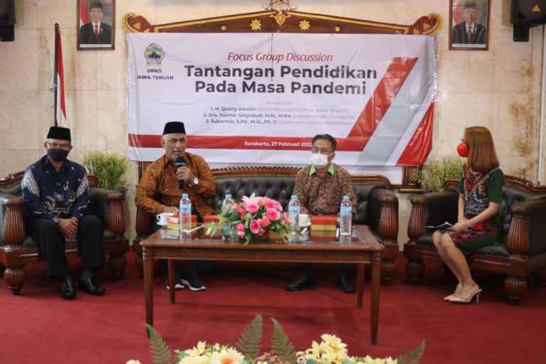 Perlu Sinergi Guru, Orang Tua, & Siswa Hadapi Tantangan Pendidikan