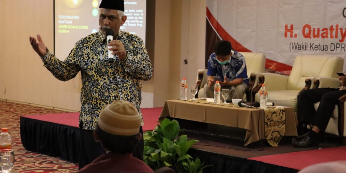 SOSIALISASI NON-PERDA: DPRD Dukung Program Pemasangan Listrik Gratis