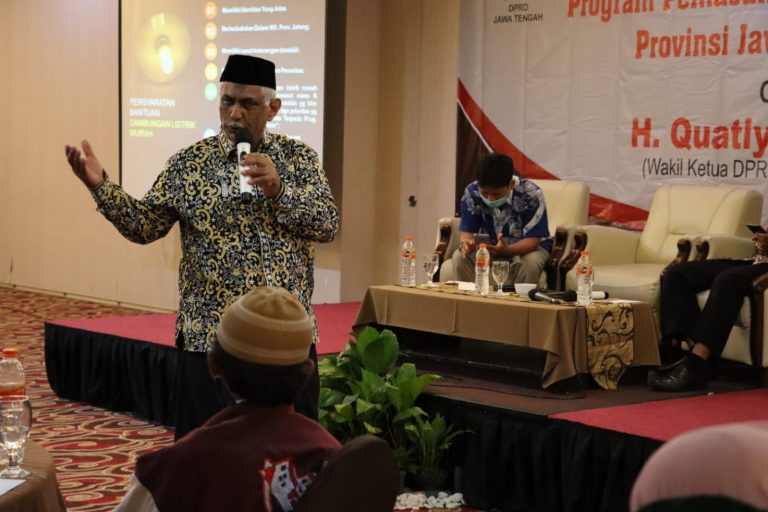 SOSIALISASI NON-PERDA: DPRD Dukung Program Pemasangan Listrik Gratis