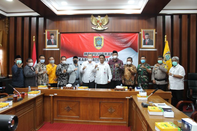 Vaksinasi di Klaten Lancar, Sukoharjo Masuk Level 3