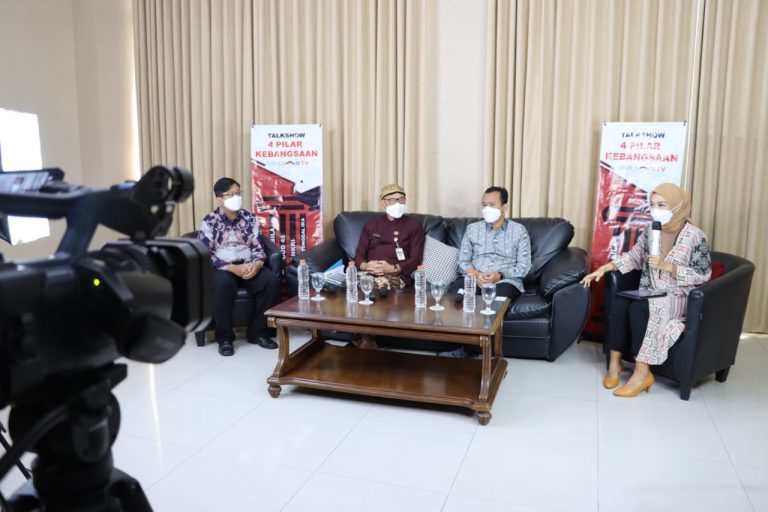 DIALOG 4 PILAR: Pengelolaan Sumber Daya Air untuk Keadilan Sosial
