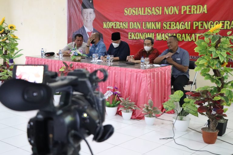 SOSIALISASI NON-PERDA: Koperasi Jadi Penggerak Ekonomi