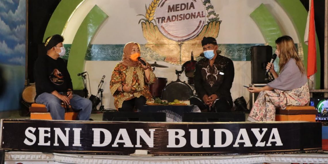 MEDIA TRADISIONAL: Musik Gambus, Tarian Sufi, dan Jaran Ebeg, Khas Pantura