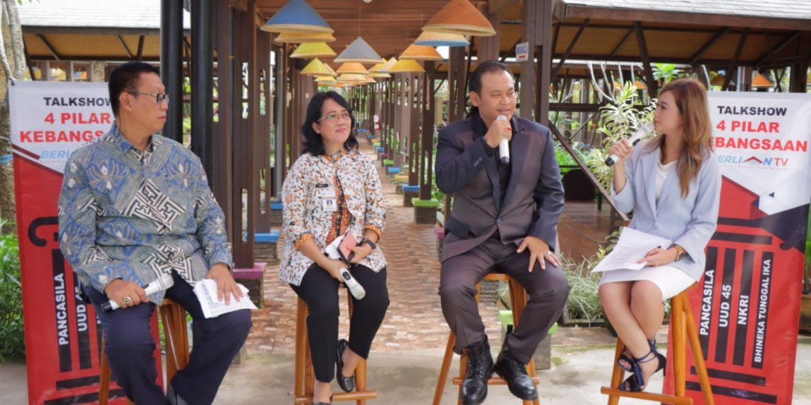 DIALOG 4 PILAR : Pupuklah Nasionalisme sejak Dini