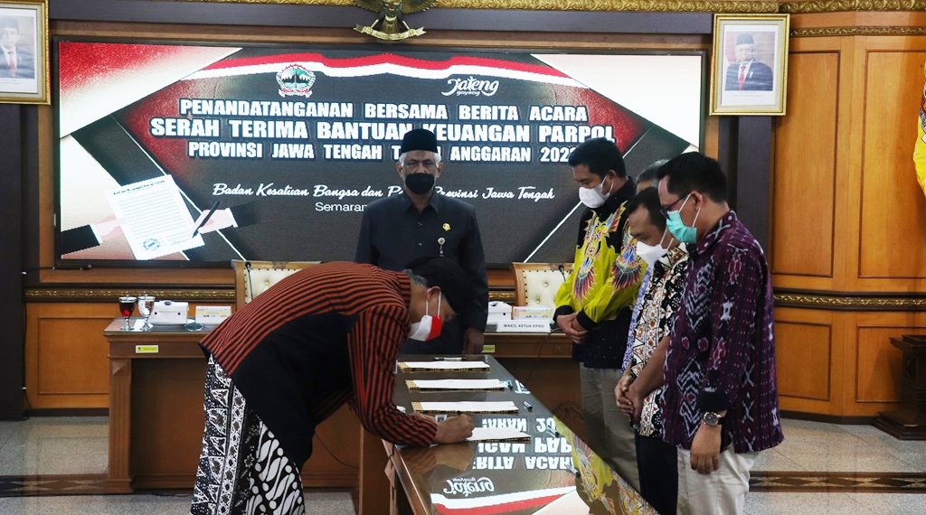 Sembilan Parpol di DPRD Jateng Terima Bantuan Keuangan