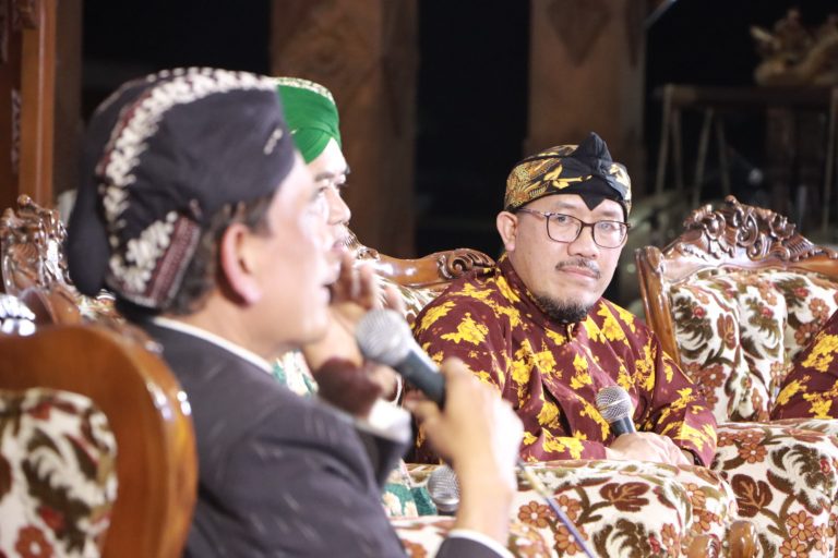 MEDIA TRADISIONAL: Jadikan Budaya Jawa Tetap Lestari